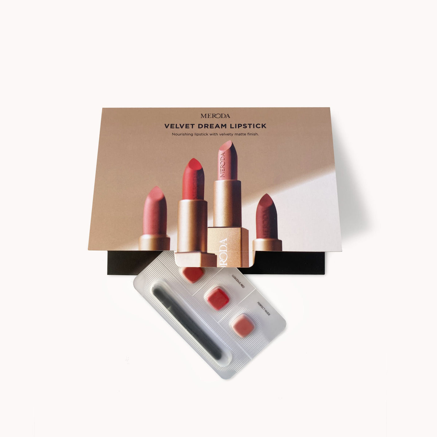 Velvet Dream Lipsticks Sample - 0.15 g x 3 (Red, Nude & Pink) kaart met een blisterverpakking en kleine applicator