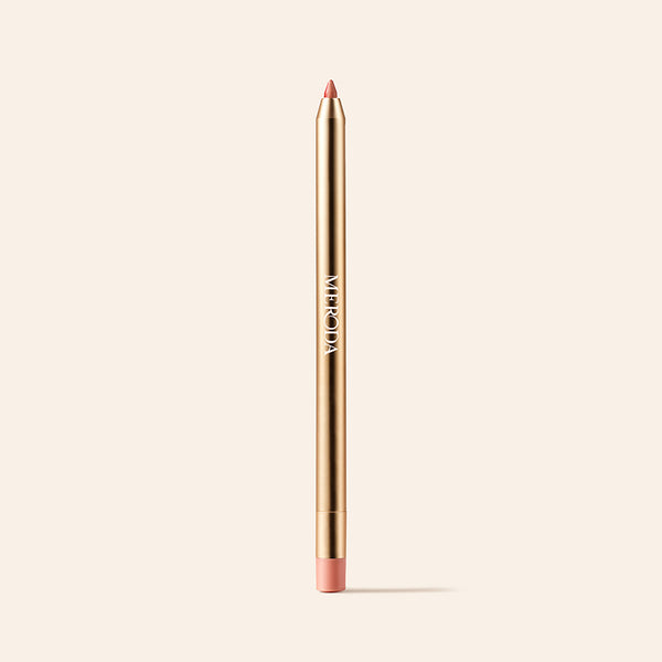 Signature Lip Pencil in Perfect Nude met een gouden metallic huls en spitse punt op een crème achtergrond.