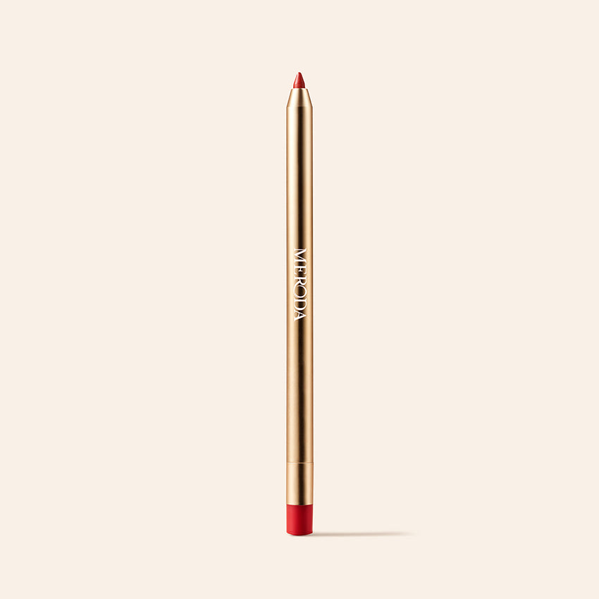 Signature Lip Pencil in Luscious Red met gouden verpakking voor nauwkeurige lipdefinitie